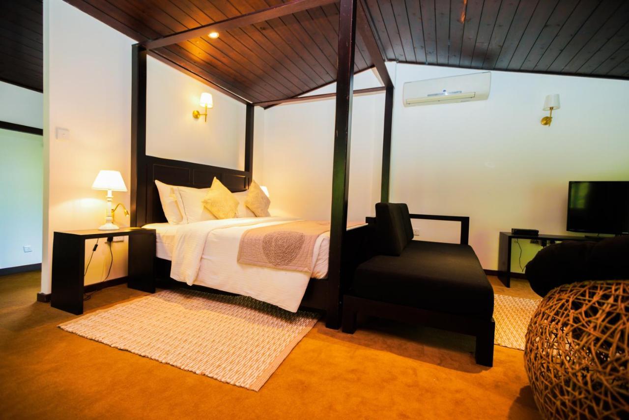 Koslanda Villa Le Maas Tota מראה חיצוני תמונה